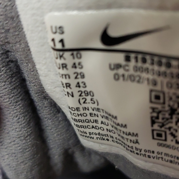 New Nike Revolution 3 Grey/Black/White Running - Picture 9 of 9